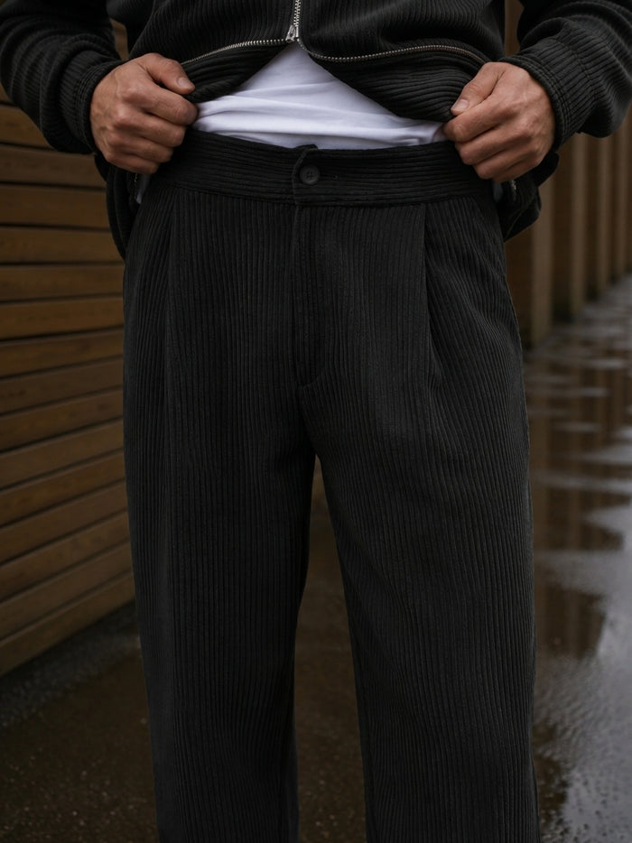 Bolzano Double-Zip Tracksuit - Black fit