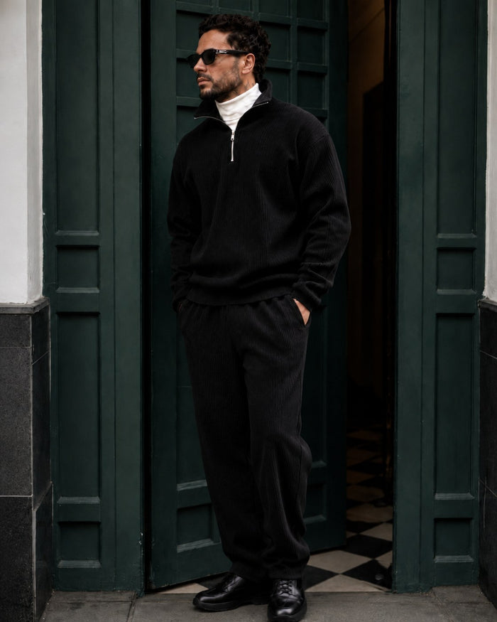 Garda Half-Zip Tracksuit - Black detail
