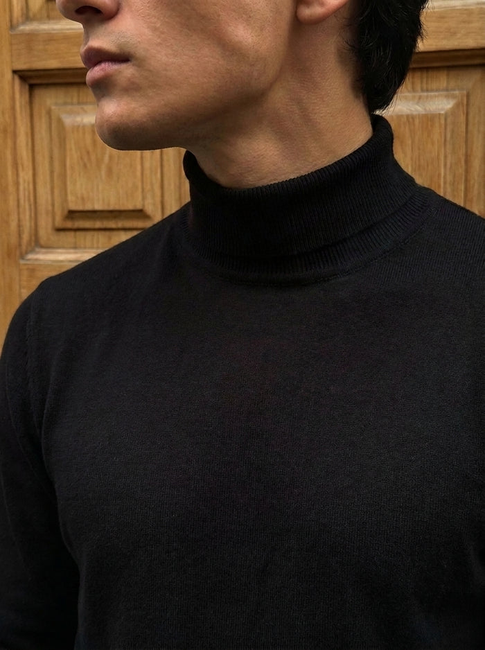 Adria Turtleneck Sweater detail